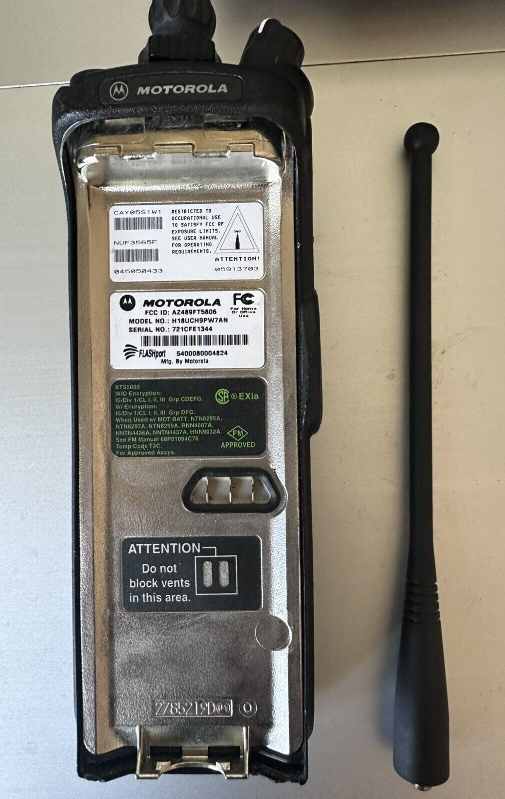 MOTOROLA XTS 5000 M2. LAFD. 700/800 / 500008-000482-8 SCANNER ONLY.