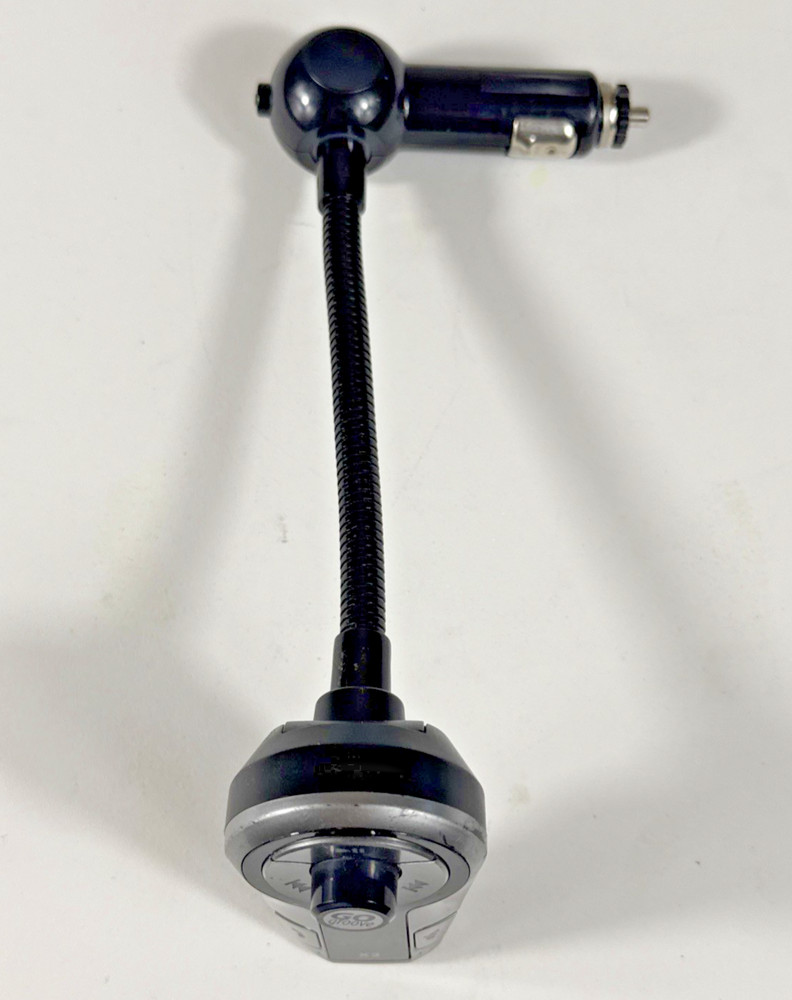 GOGROOVE FLEXSMART X2 BLUETOOTH IN CAR FM TRANSMITTER W/USB Charger.