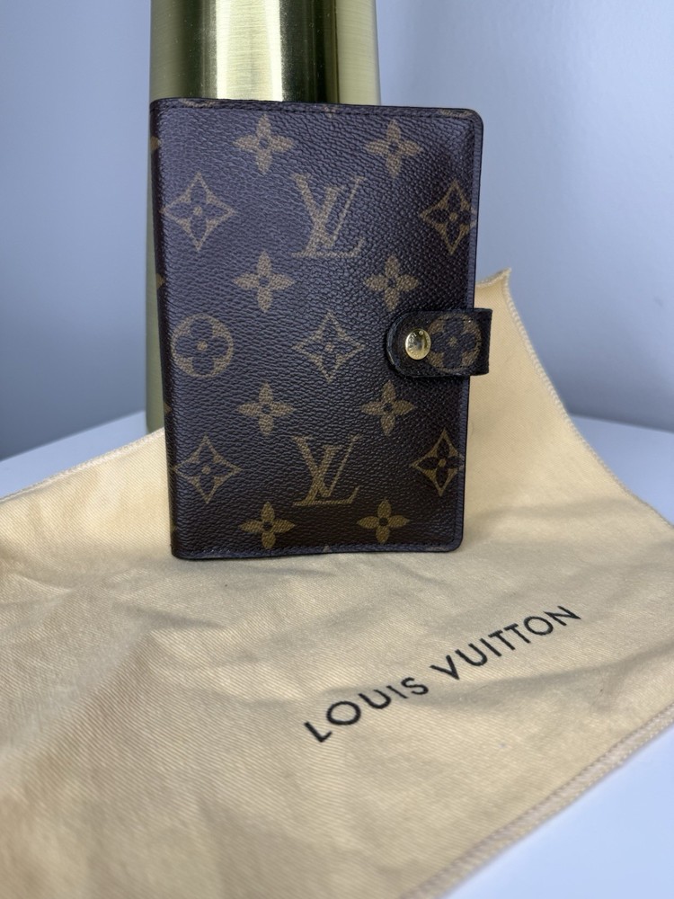 Louis Vuitton Small Ring Agenda Cover