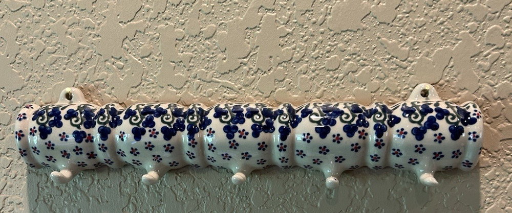 Boleslawiec,Poland Pottery Unique Key Rack Wall Mounted 13" Grape Pattern