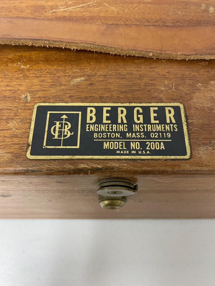 Vtg Berger & Sons Engineering Instruments Transit Level Model #200A Wooden Box