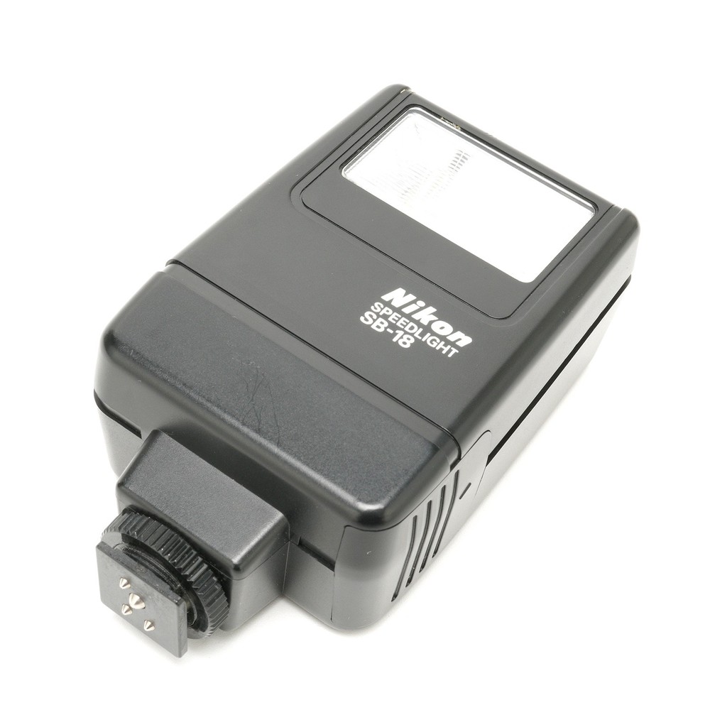 Nikon SB-18 Speedlight Flash