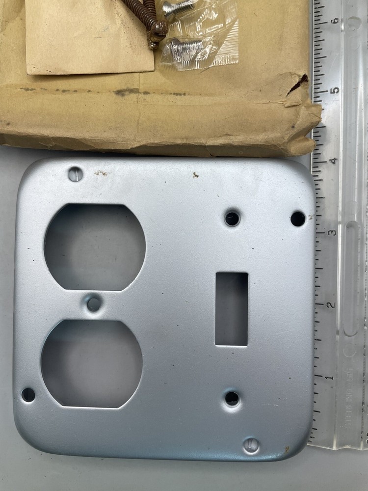 4” Square Industrial Surface Cover, 1/2" Raised - Duplex / Toggle GA33