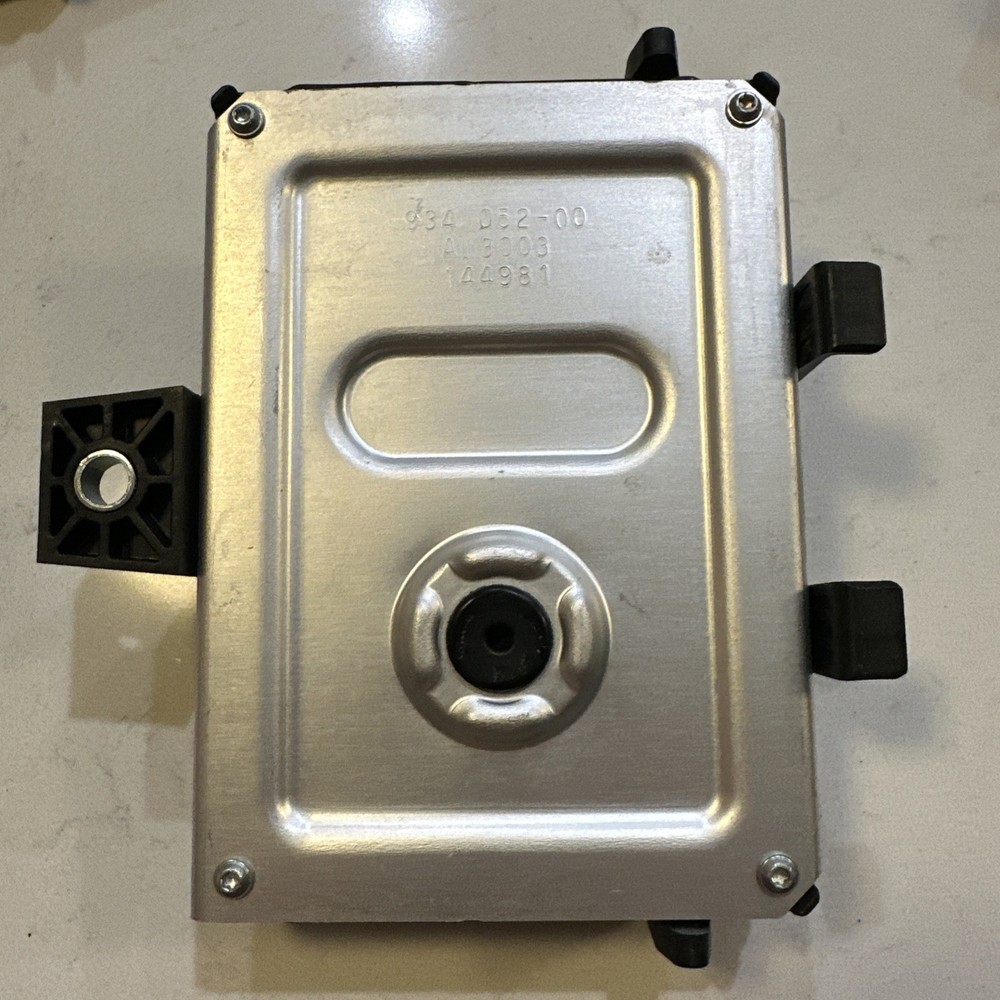 2013-2020 GM FUEL PUMP CONTROL MODULE OEM 23288363