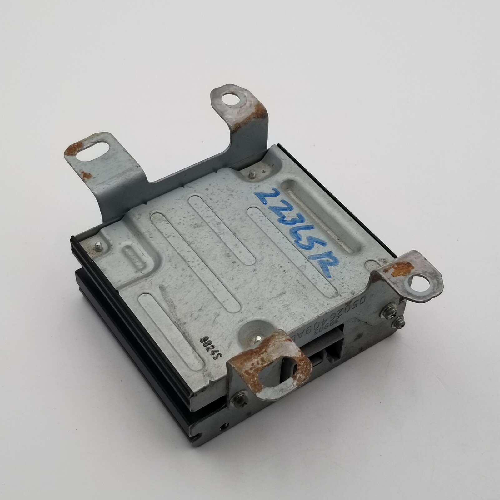 2009 - 2010 DODGE JOURNEY Radio Audio 05026409AB OEM