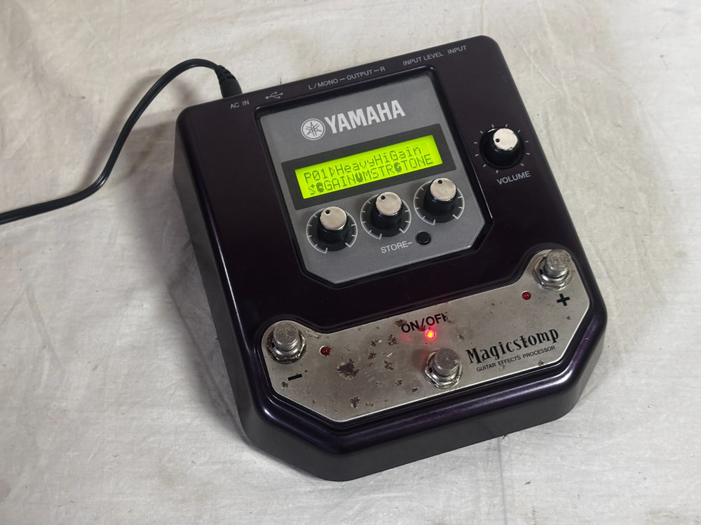 Yamaha Magicstomp UB99 Guitar Effects Processor w/ power supply
