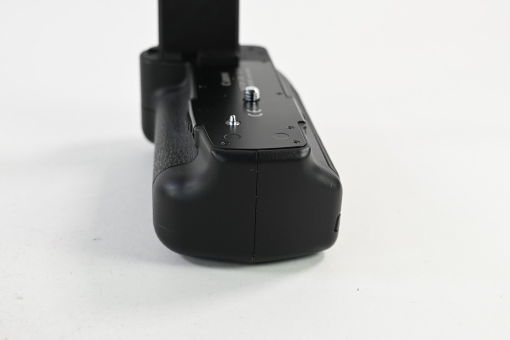 Canon BG-E4 Battery Grip for 5D #G987