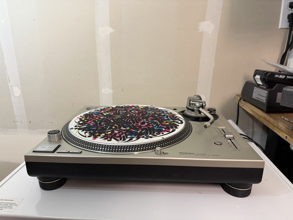 Technics sl-1200mk5 Turntable Silver