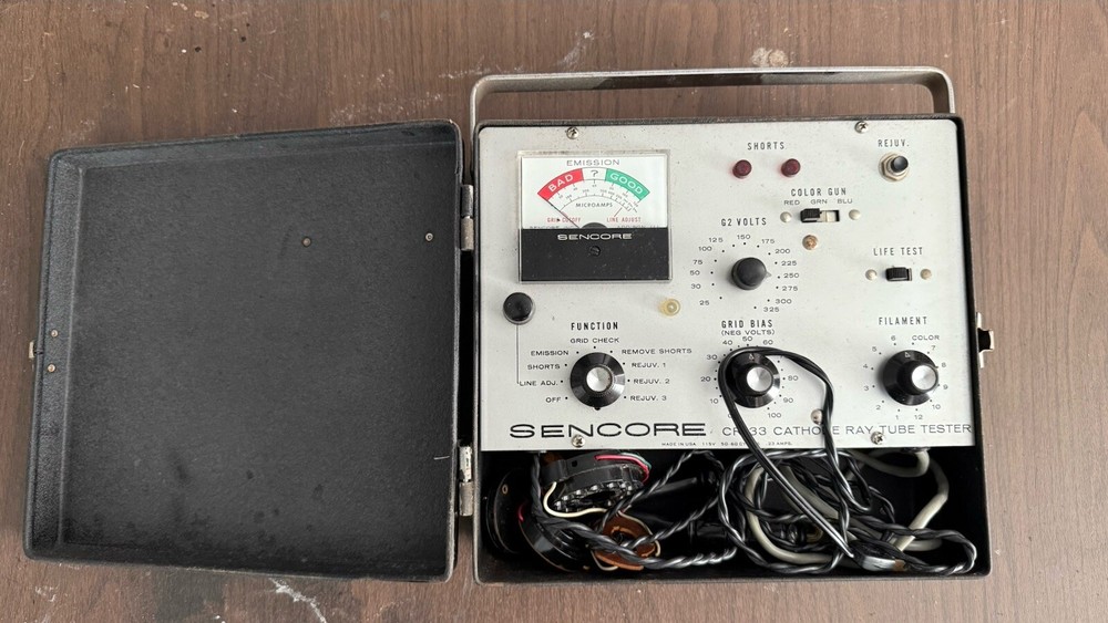 Sencore CR133 CRT  Tester - Powers On