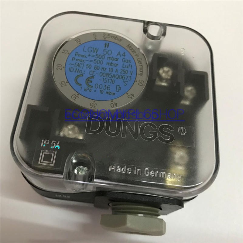 1x NEW DUNGS LGW50A4 Pressure Switch