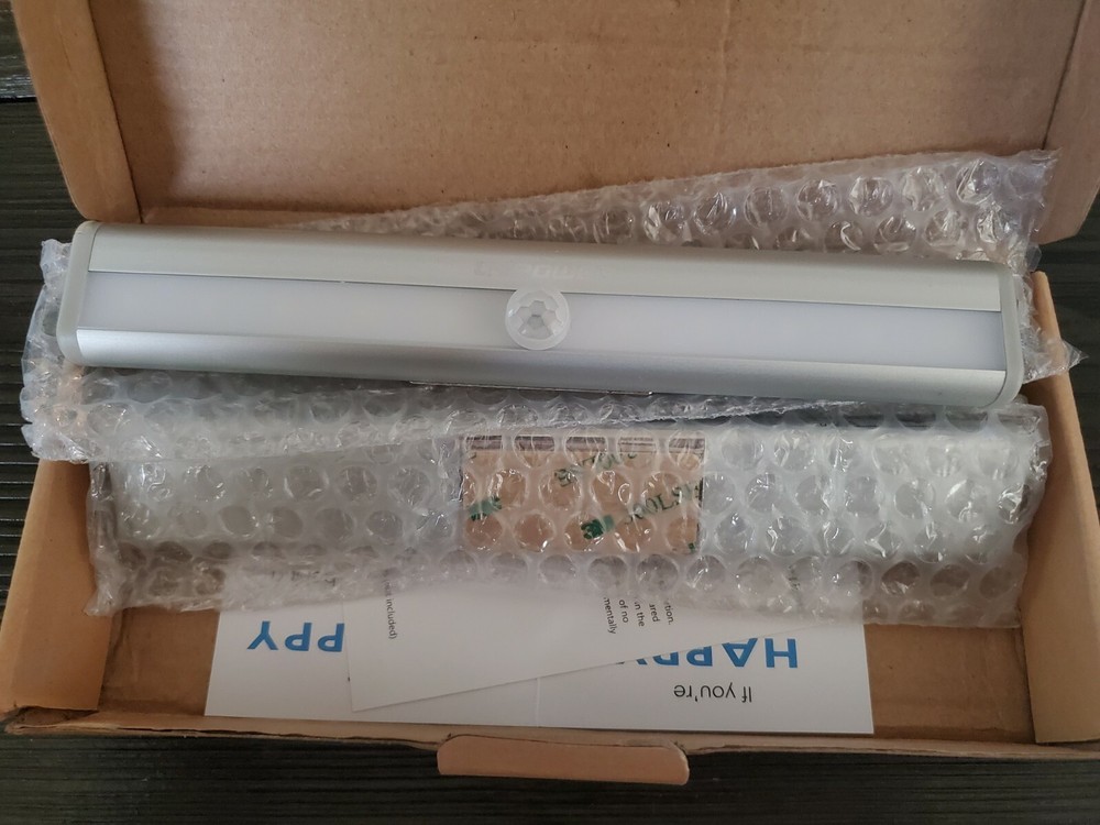 URPOWER Motion Sensor Light, 10 LED Bulbs Operated Wireless Motion Nightlight Po