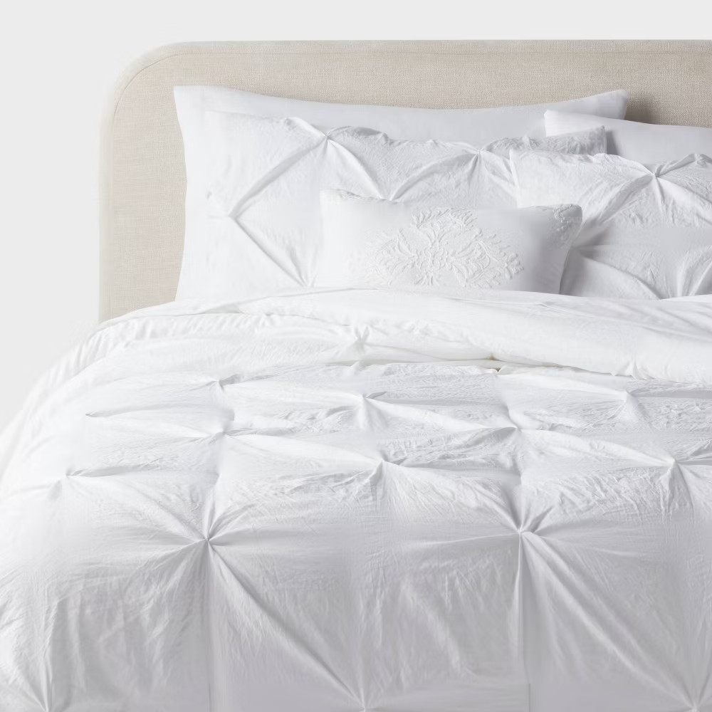 8pc Queen Pinch Pleat Comforter and Sheet Set White - Threshold