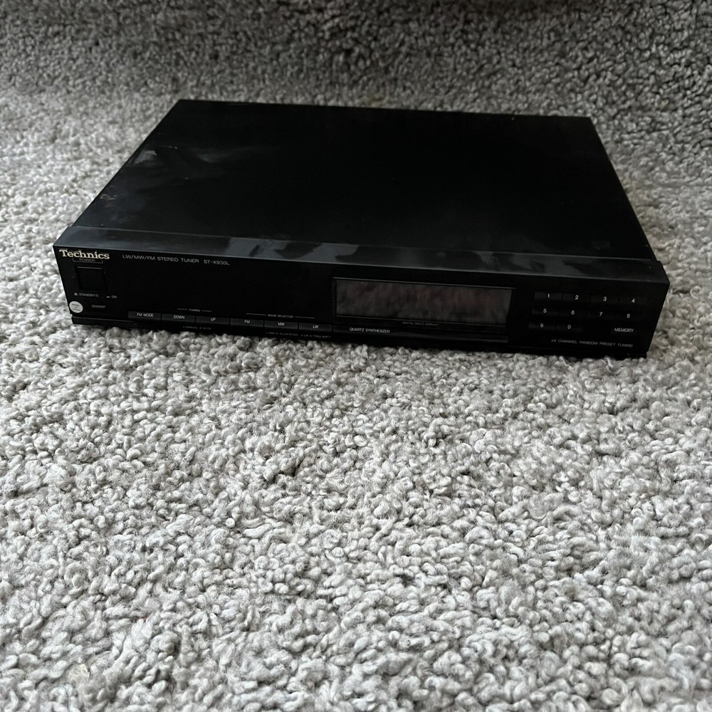 Technics ST X930L FM AM Stereo Hi Fi Receiver