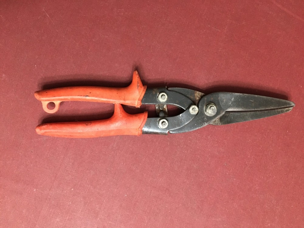 Wiss M-300 3″ Cut, Straight Pattern Multi-Purpose Snip Shears
