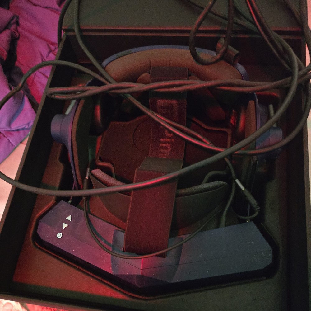 Pimax Vision 8K PLUS VR Headset