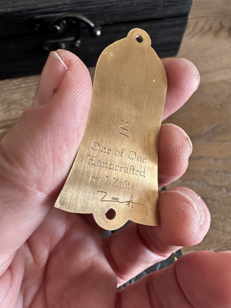 gibson les paul truss rod cover custom