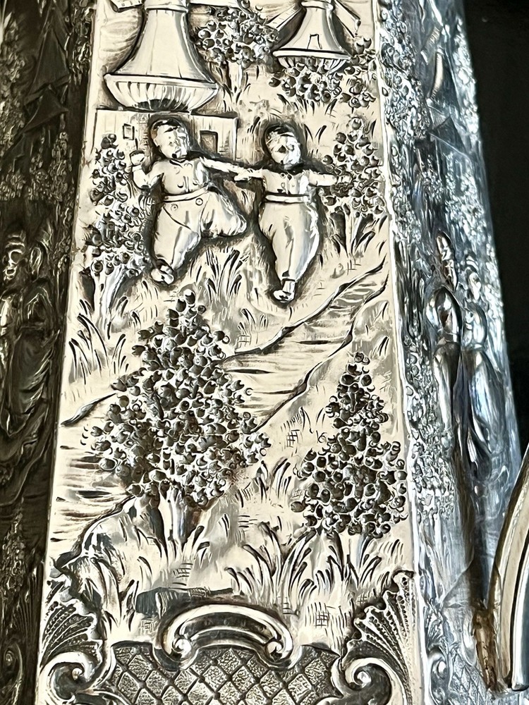 Barbour Repousse' Silverplate Tea / Coffee Server In PRISTINE Condition-1890's