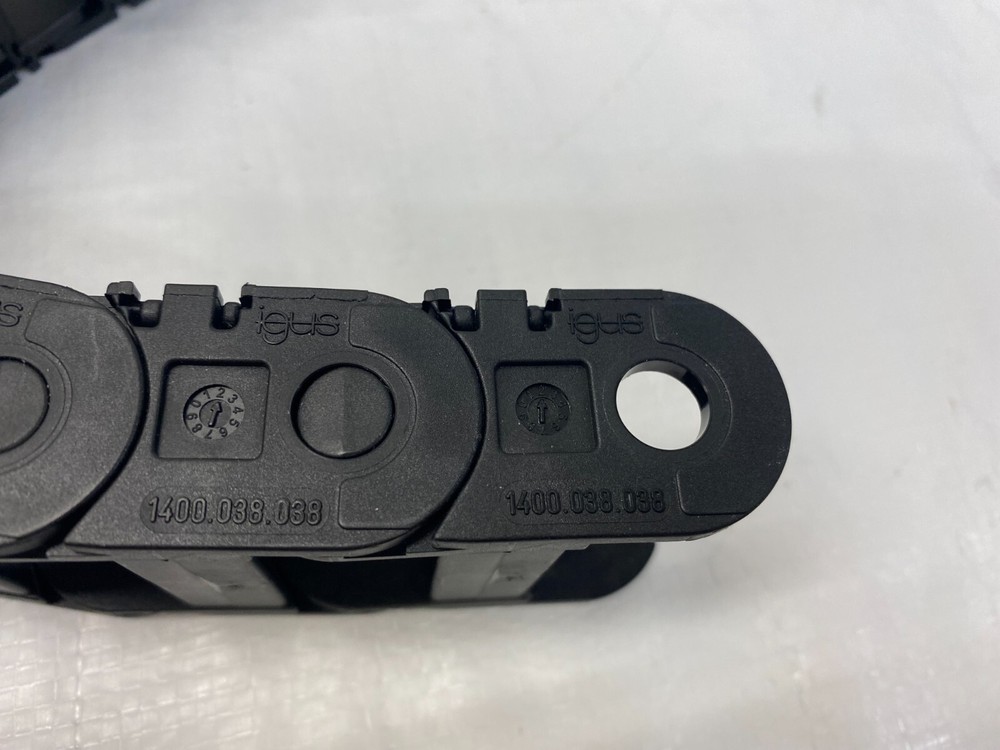 Igus 1400.038.038 E-Chain Cable Carrier (19 Links)