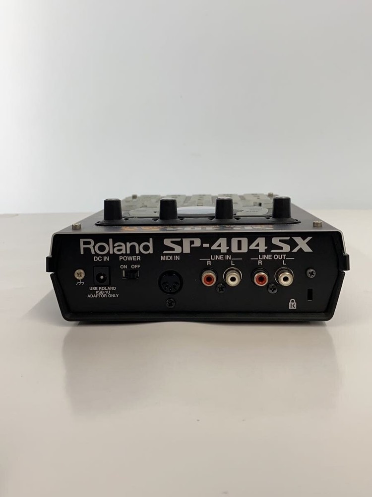 Roland SP-404SX Sampler Performance Pad Beat Machine Japan