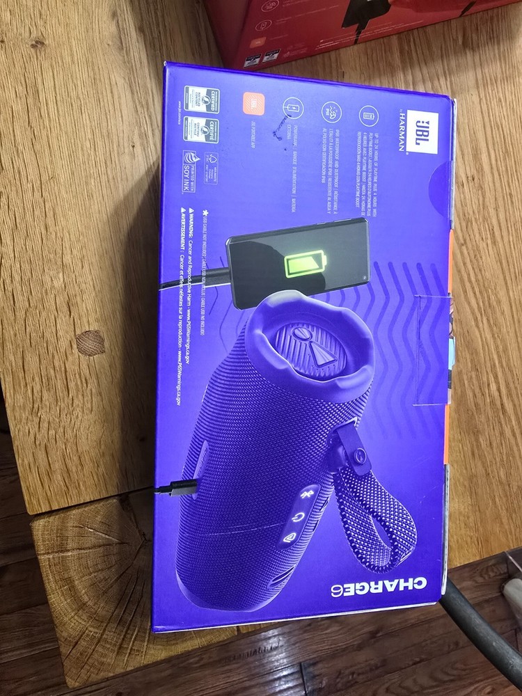 New/Sealed - JBL Charge 6, Portable waterproof and drop-proof Bluetooth speaker