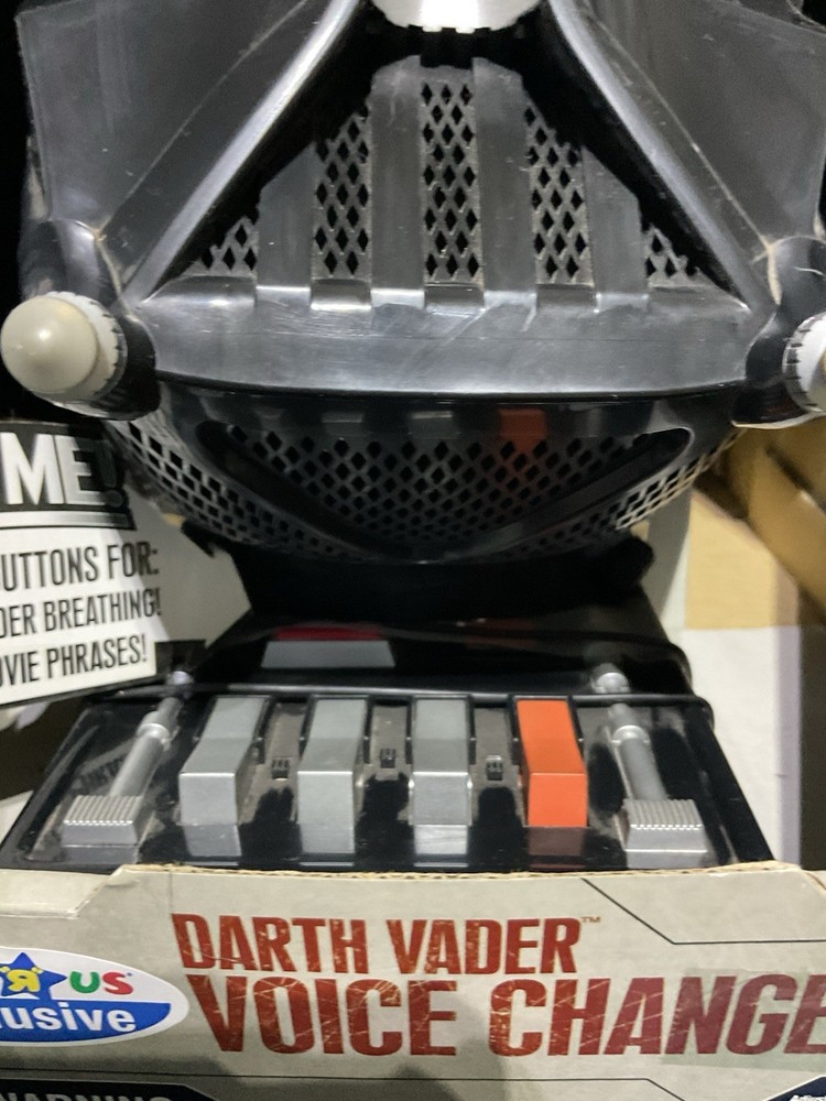 darth vader voice changer helmet