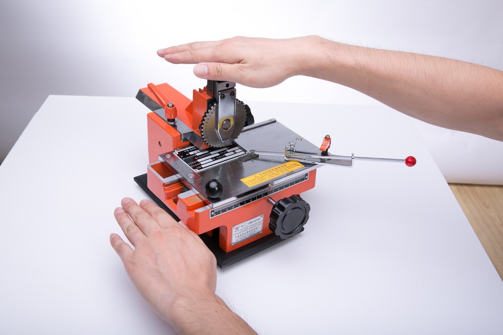 Semi-automatic sheet embosser metal stamping printer marking machine label 4mm B