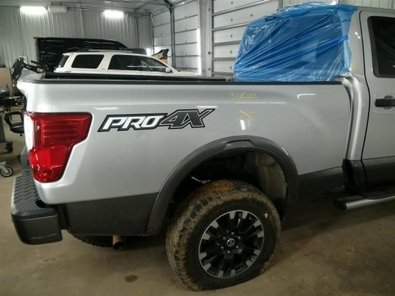 TITAN XD 2016 Keys/Latches/Locks 104620593
