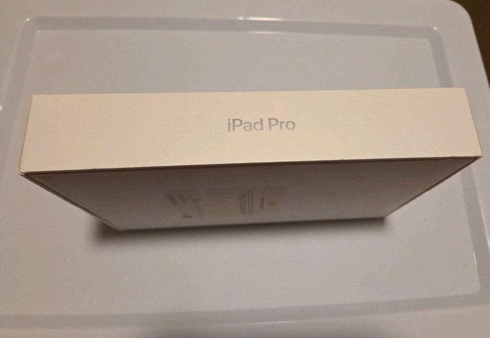 Apple iPad Pro 10.5 Inch Box. EMPTY BOX ONLY Perfect For Storage