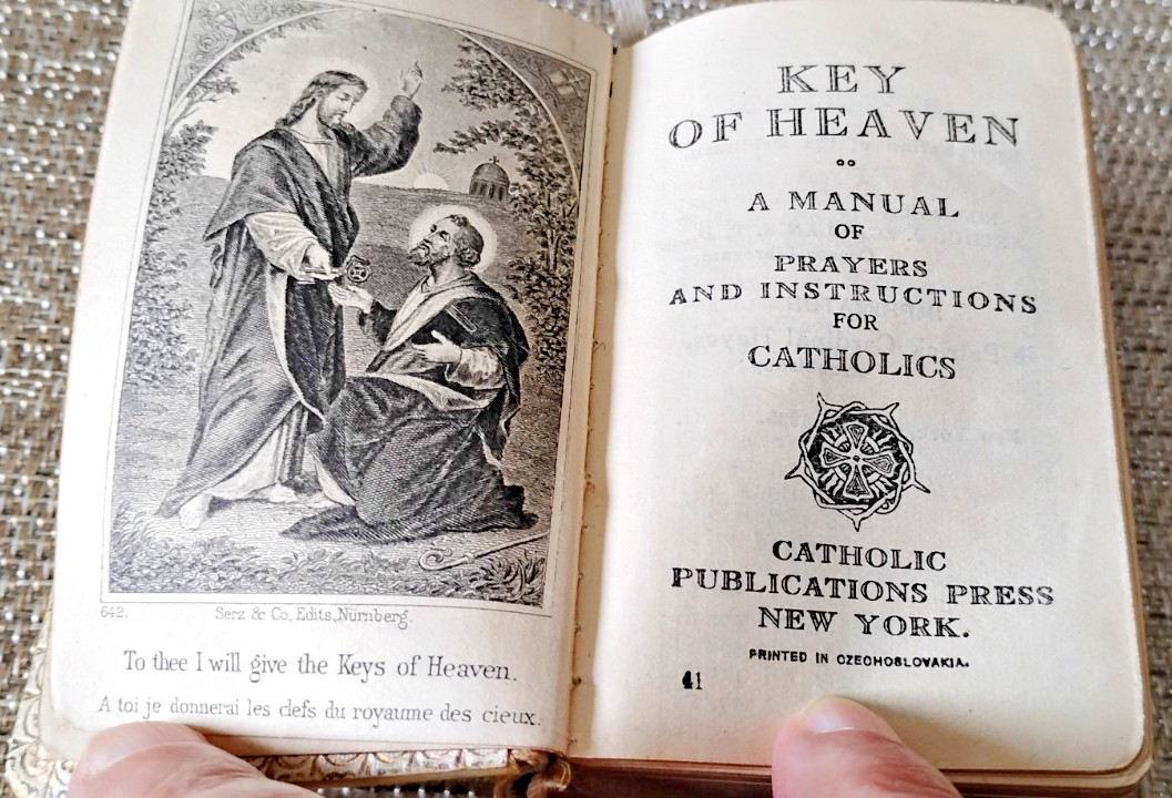 Rare Miniature Bible Prayer Book 1925 celluloid cover, Gold trim - Used