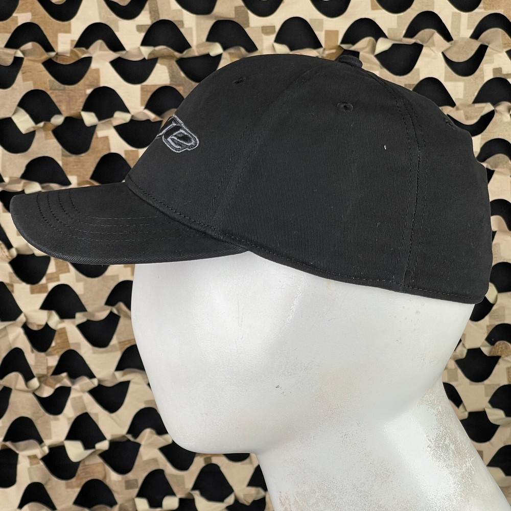 NEW Dye Logo Flex Curve Hat - Black/Grey - Small/Medium