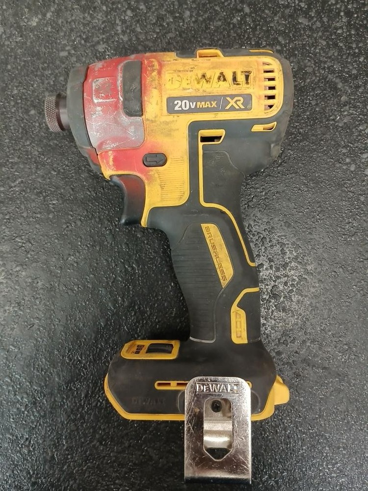 DEWALT IMPACT WRENCH & DRIVER DCF887 (P11033251)