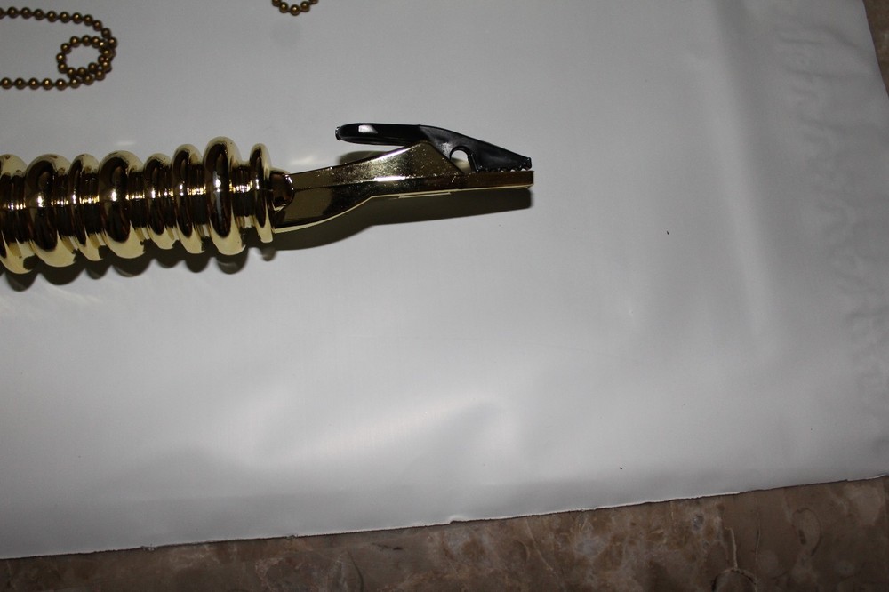BRACELET BUDDY® AND MORE- NEW - BRACELET FASTENER, BUTTONS HOOK, ZIPPER PULL