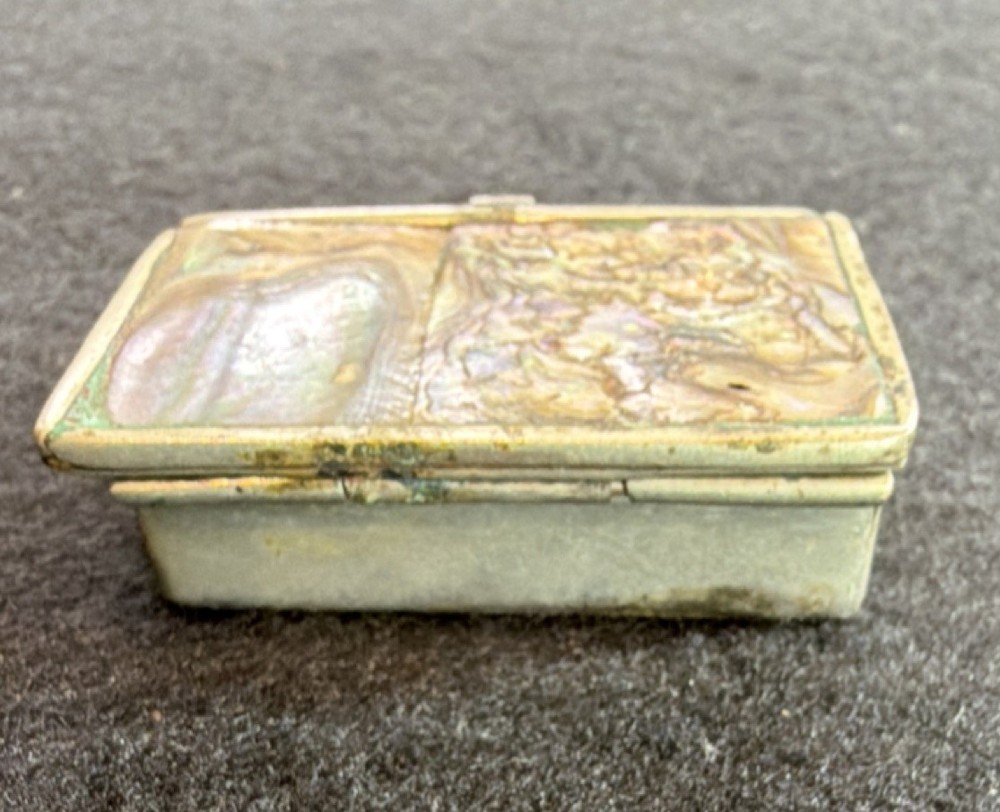 Rectangular Snuff Box with Abalone Inlay and Hinged Lid