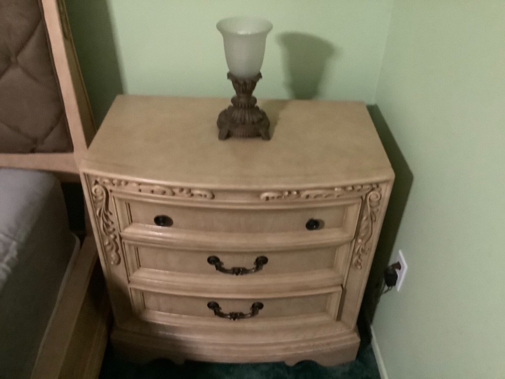 Bedroom set large 8 piece. Was $4500.