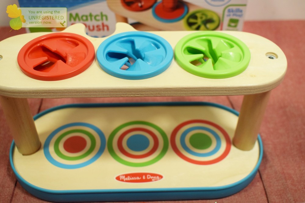Melissa & Doug Match & Push Spinning Tops