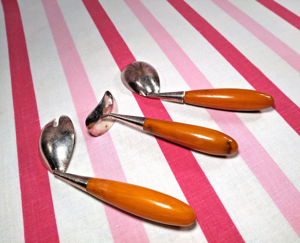 Gorgeous 1940s NAPIER Bakelite Child's Fork Spoon Pusher Set Training Silverware