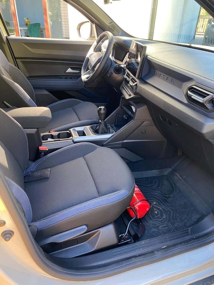 Fire Extinguisher Mount for Dacia Duster 3 - Bracket Holder, Easy Installation