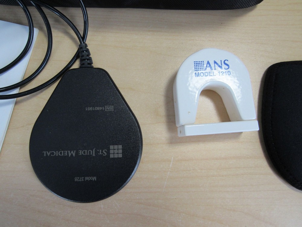 St Jude Medical EON Programer 3851 + Mini Charging System 3726