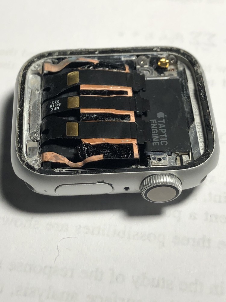 Apple Watch Series 4 40 mm Shell Housing + Internals