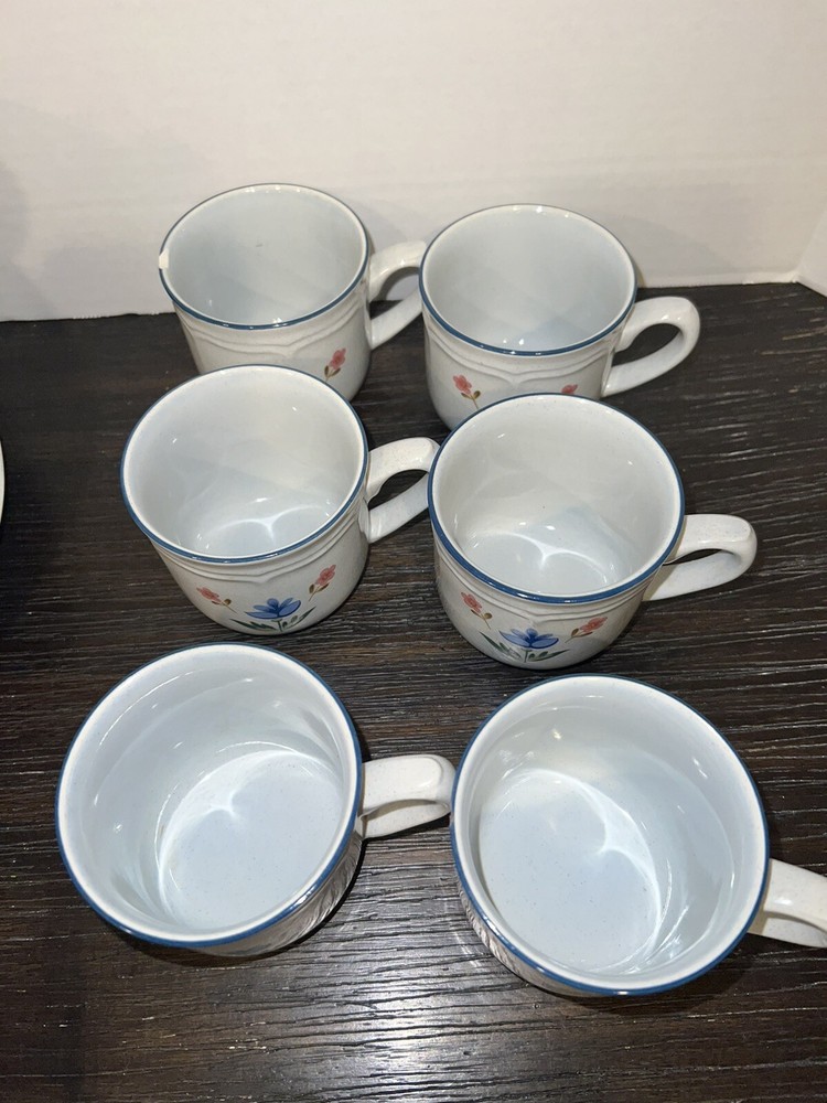 Inter-National Stoneware Japan