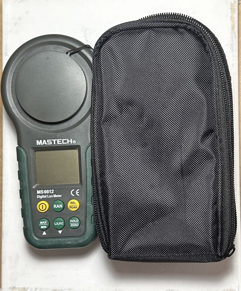 MASTECH MS6612 Digital Luxmeter Illuminometer Light Meter Foot Candle Auto Range
