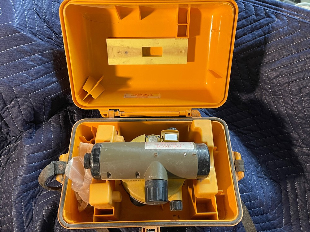 Topcon AT-G7n automatic level construction level With Case