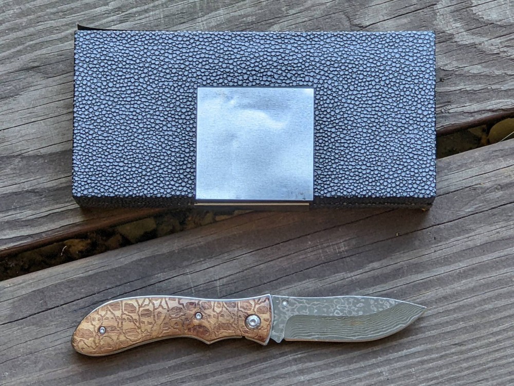 Silver Cut Folding Knife Artificial Damascus Blade Engraved Handle Box