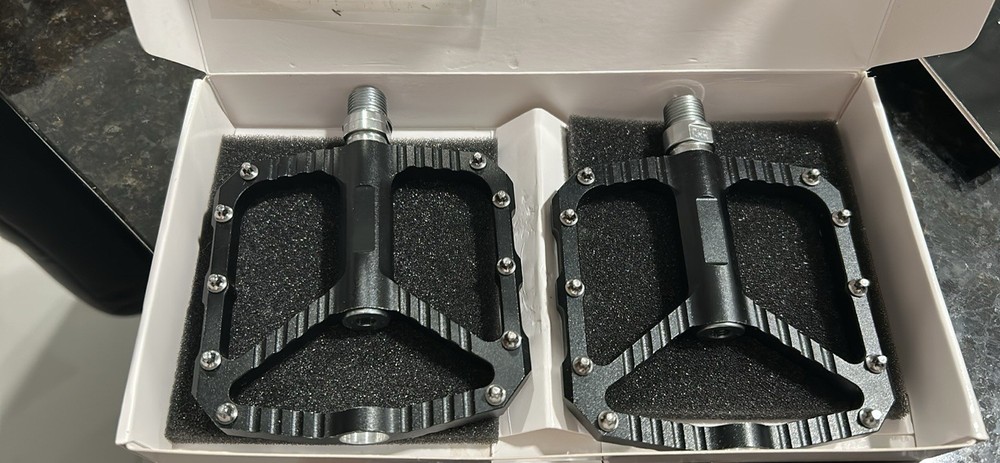 Generic MTB Pedals