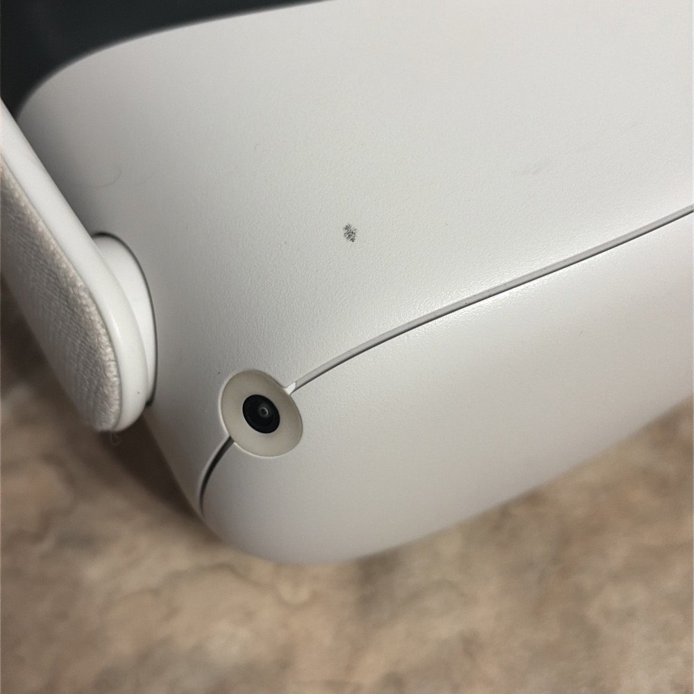 Oculus (Meta) Quest 2 256GB Standalone VR Headset BUNDLE (Read Description)