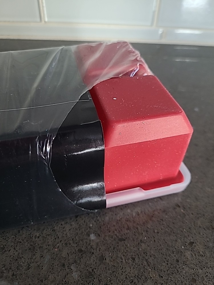 New Gorilla Grip Large Ice Cube Mold (1 Pack) Red 8 Cube