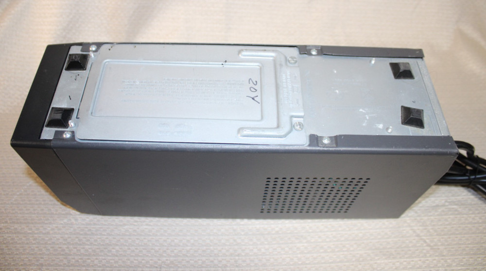 APC Smart-UPS SC620 Backup Battery UPS Tower Untested Needs Battery
