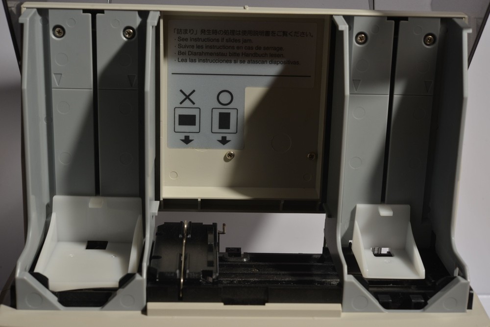 Minolta SC-100 Slide Feeder for DiMAGE Scan Multi F-3000