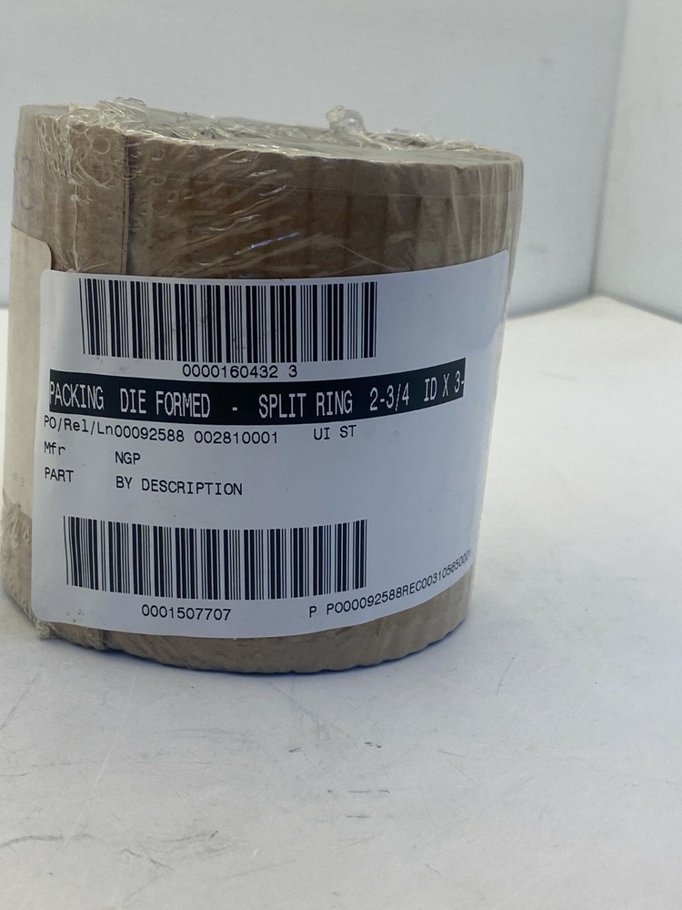 NGP PACKING DIE FORMED SPLIT RING 2-3/4 X 3-1/2 NIB