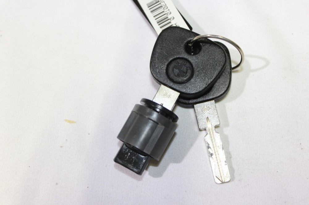 Genuine glove box lock cylinder with key for BMW E-34 E-39 E-32 E-31